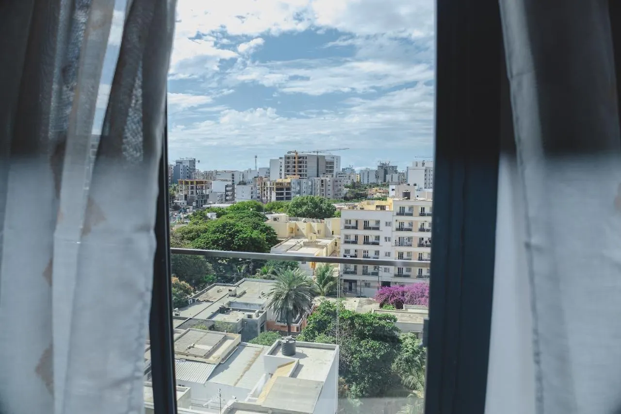 Appartment Luxe Capucine Dans La Zone B Dakar