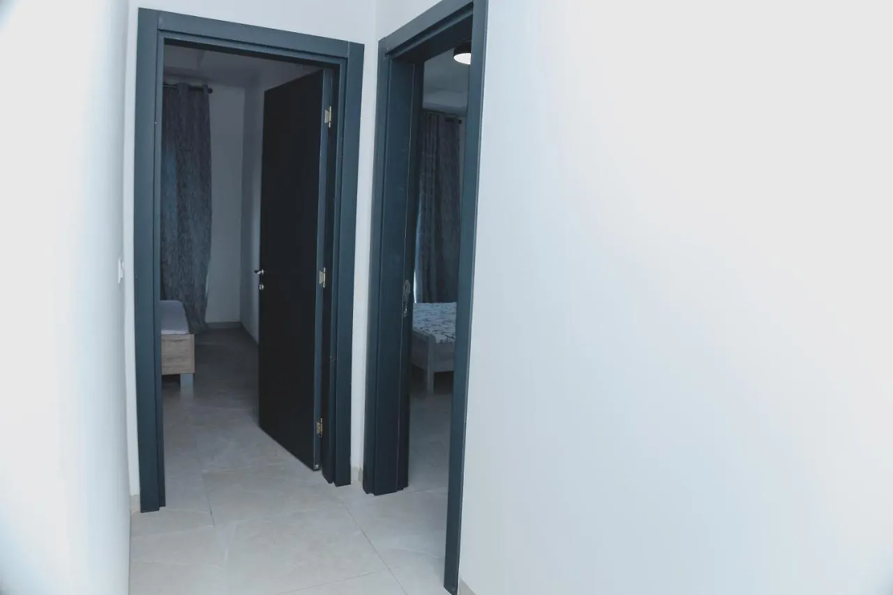 Appartment Luxe Capucine Dans La Zone B Dakar