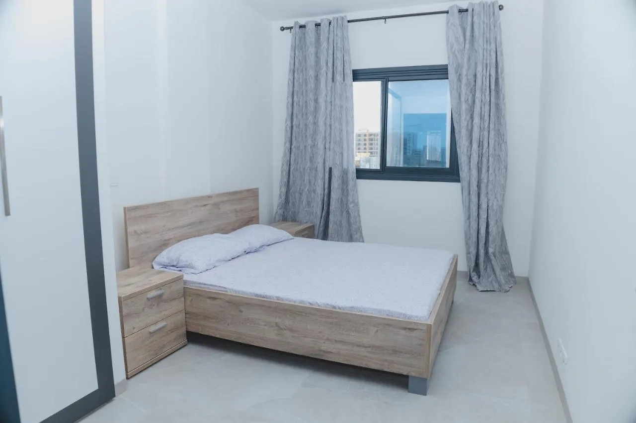 Appartment Luxe Capucine Dans La Zone B Dakar